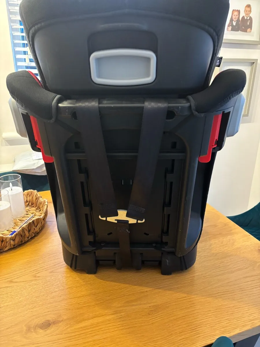 Joie elevate toddler to booster - Image 3