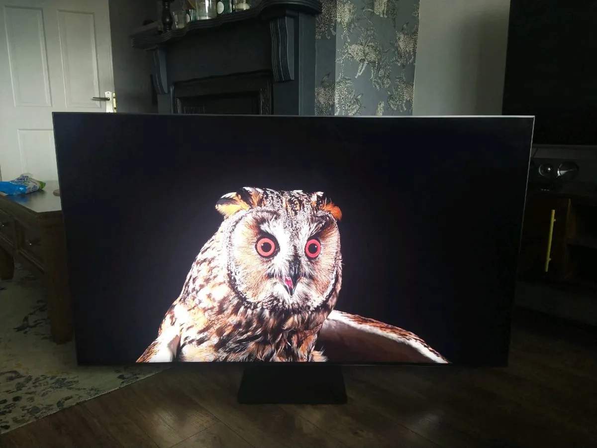 Samsung 65" 4K UHD SMART TV UE65AU9070U - Image 4