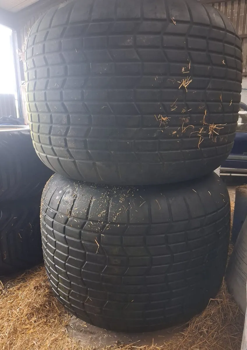 Newholland Floatation tyres - Image 1
