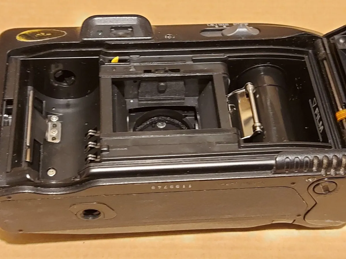 Canon Prima Film Camera, Vintage, Excellent condit - Image 3