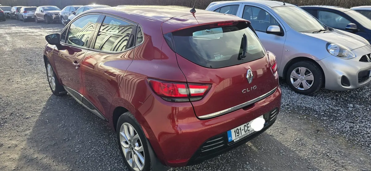 191 RENAULT CLIO - Image 4