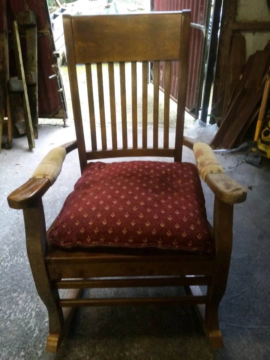 Rocking chair - Image 1