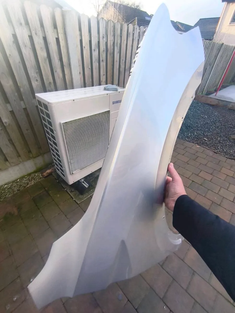 Volkswagen Tiguan Drivers Side Wing - Image 4