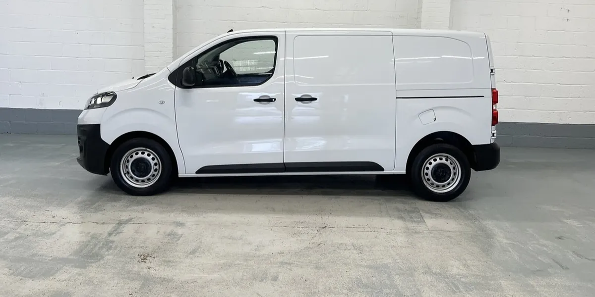 2023 Vauxhall Vivaro Panel Van - Image 4