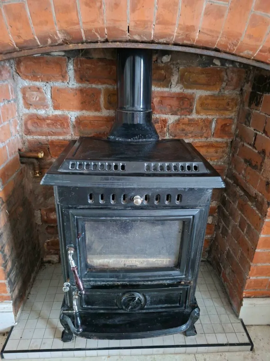 Olymberyl  Aidan Stove with Back Boiler - Image 1
