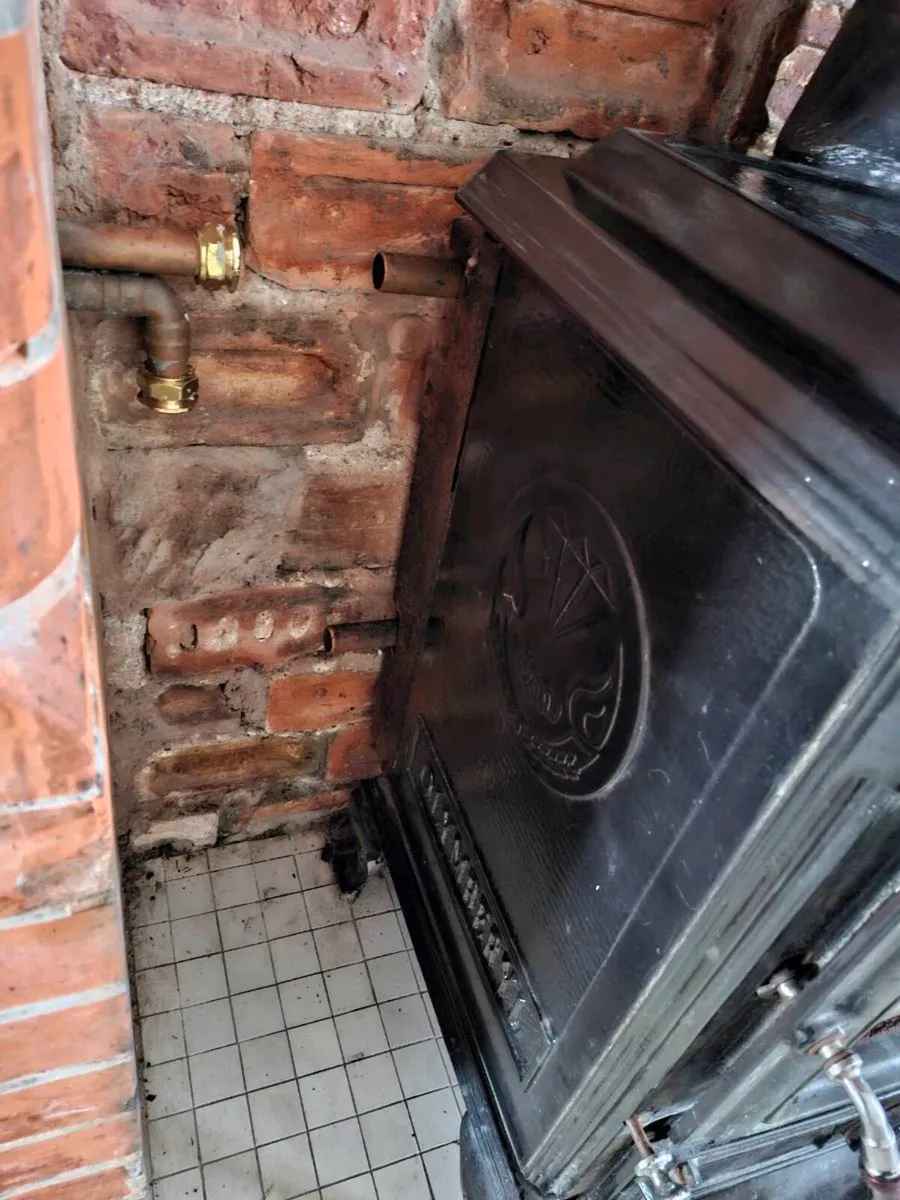 Olymberyl  Aidan Stove with Back Boiler - Image 2