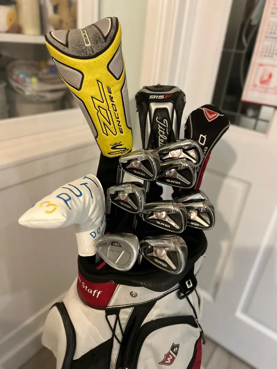 Full set of left handed golf clubs - Image 1