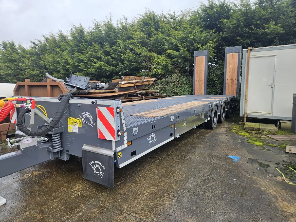 New A&W lowloaders - Image 2