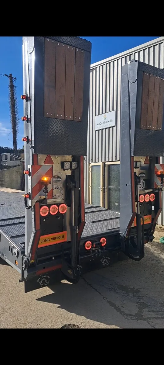 New A&W lowloaders - Image 1