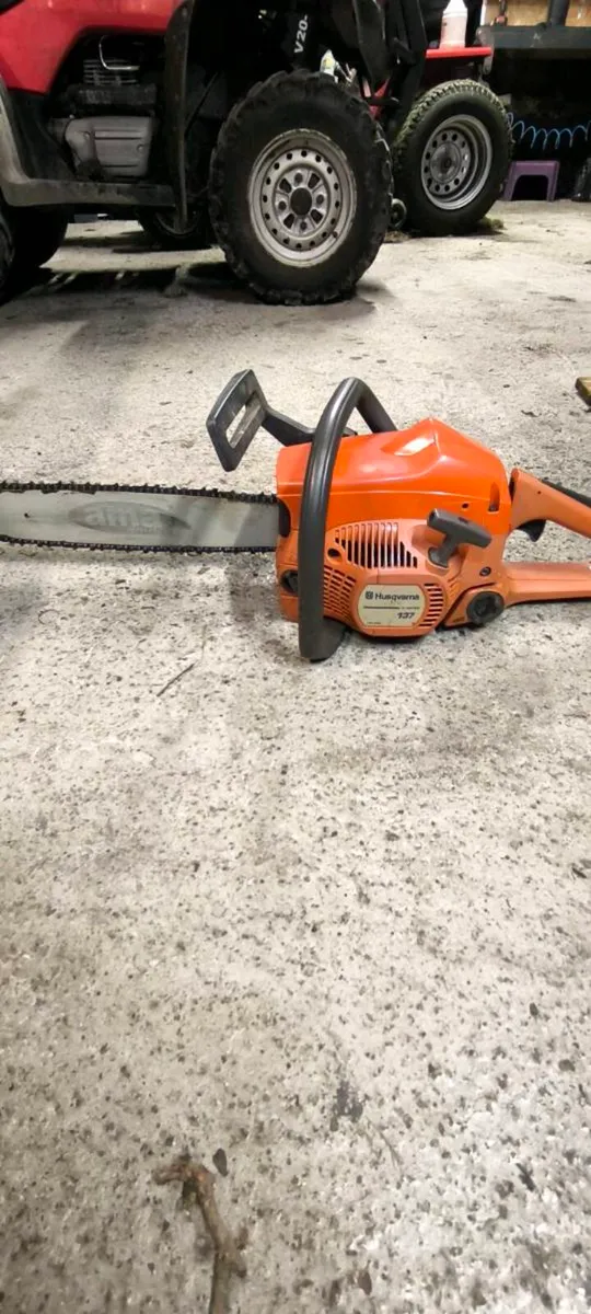 Husqvarna 137 - Image 1