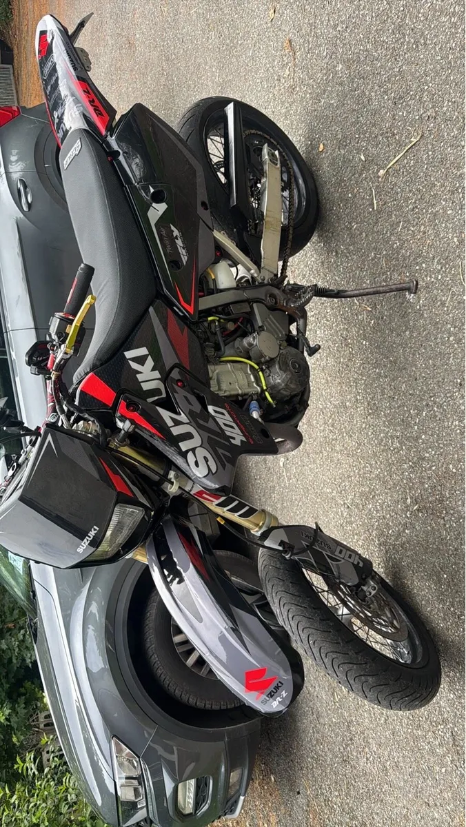 Drz 400 Supermoto - Image 3