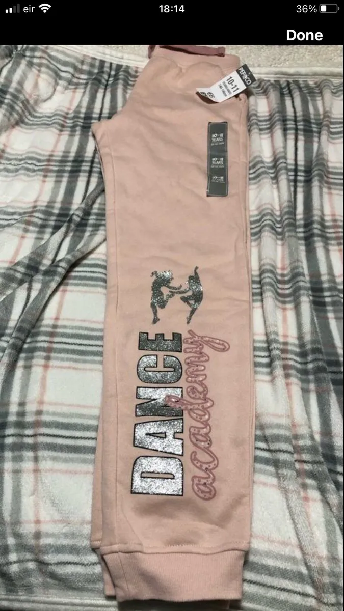 Girls BNWT bottoms age 10/11 €3 - Image 1