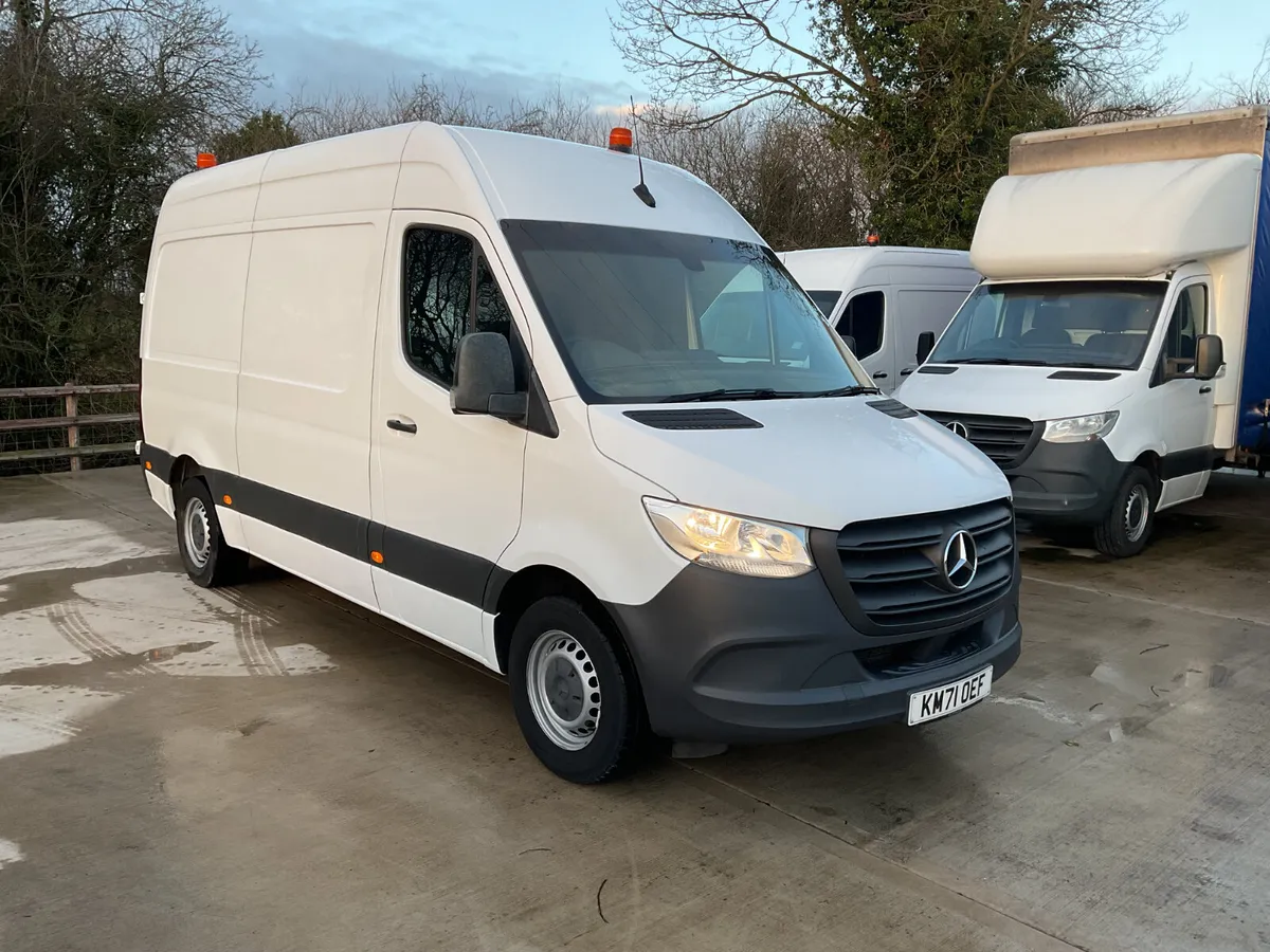 2021 Mercedes Sprinter Mwb - Image 1