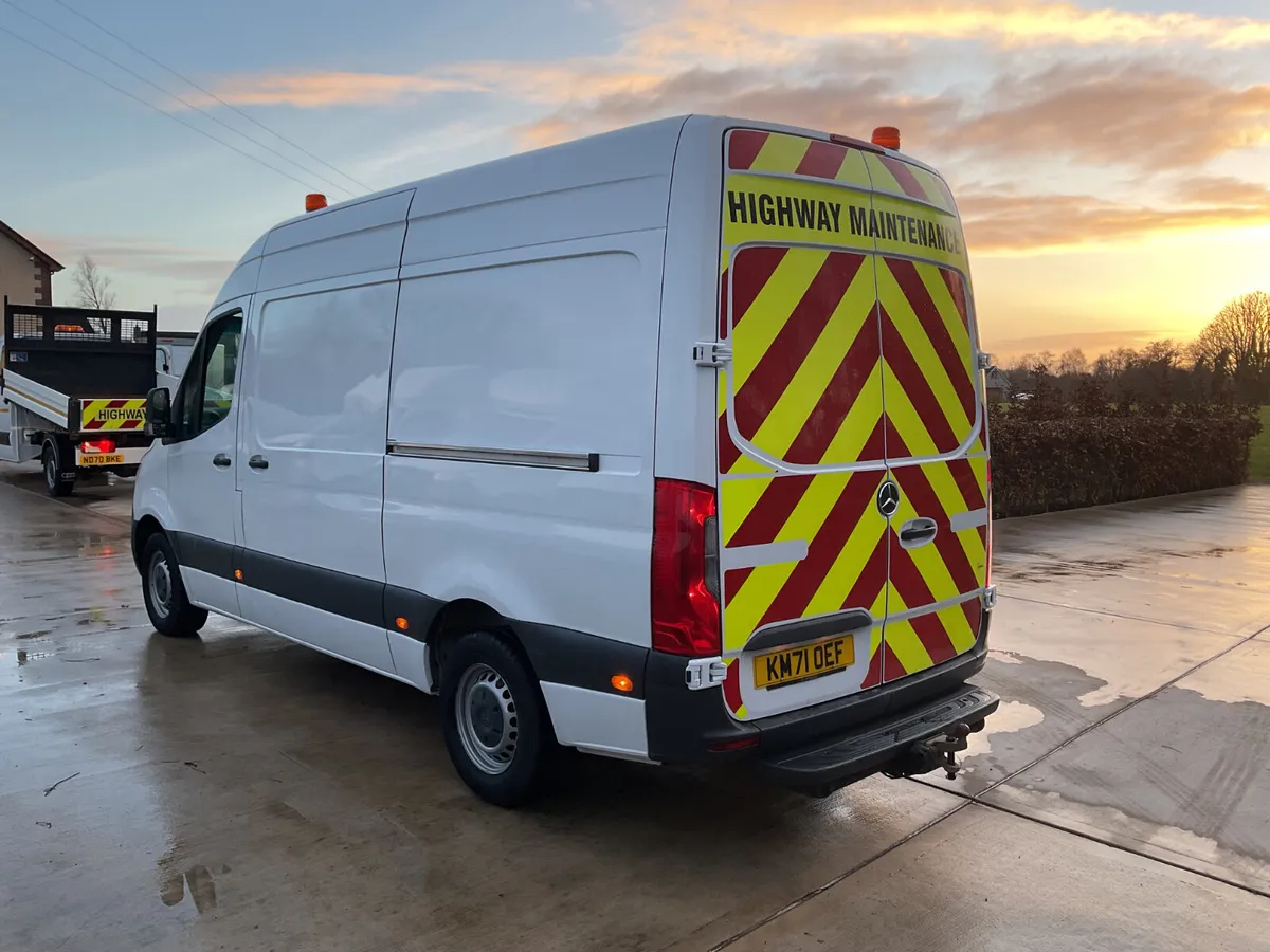2021 Mercedes Sprinter Mwb - Image 3