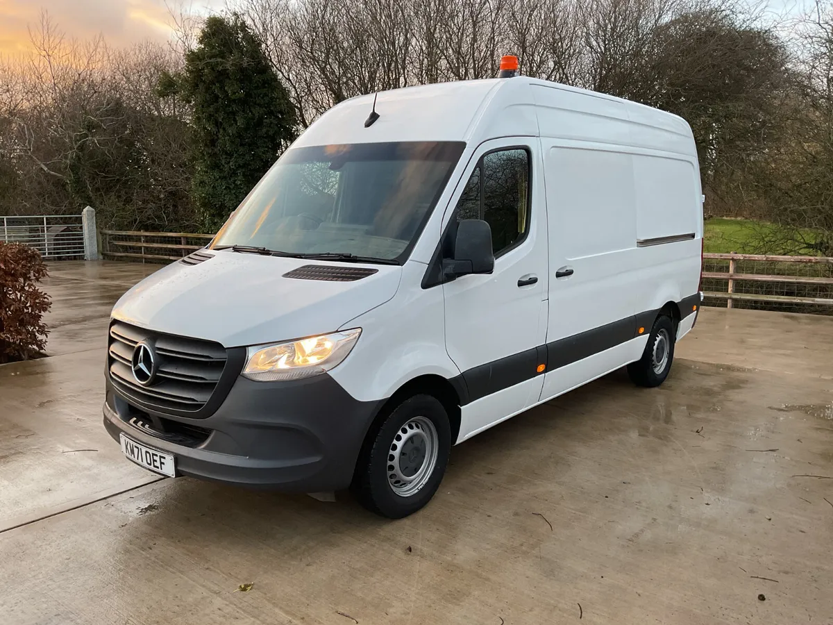 2021 Mercedes Sprinter Mwb - Image 2