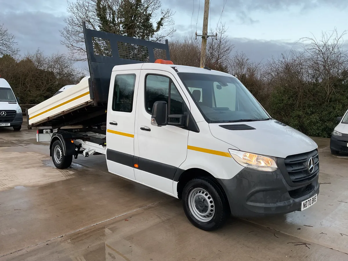 2021 Sprinter Crewcab Tipper - Image 1
