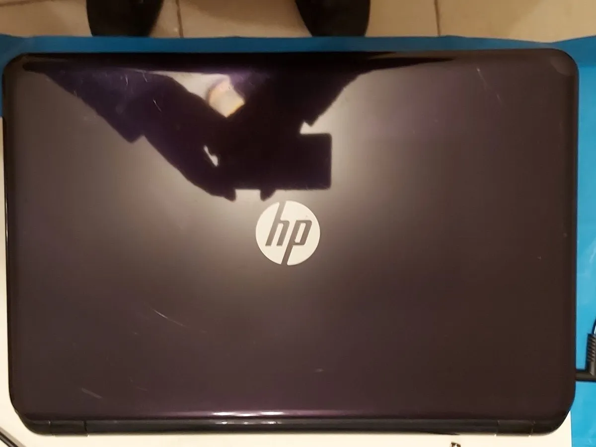 HP 15.6 inch Laptop, AMD A8-6410 APU 8GB Ram, 1 TB - Image 2