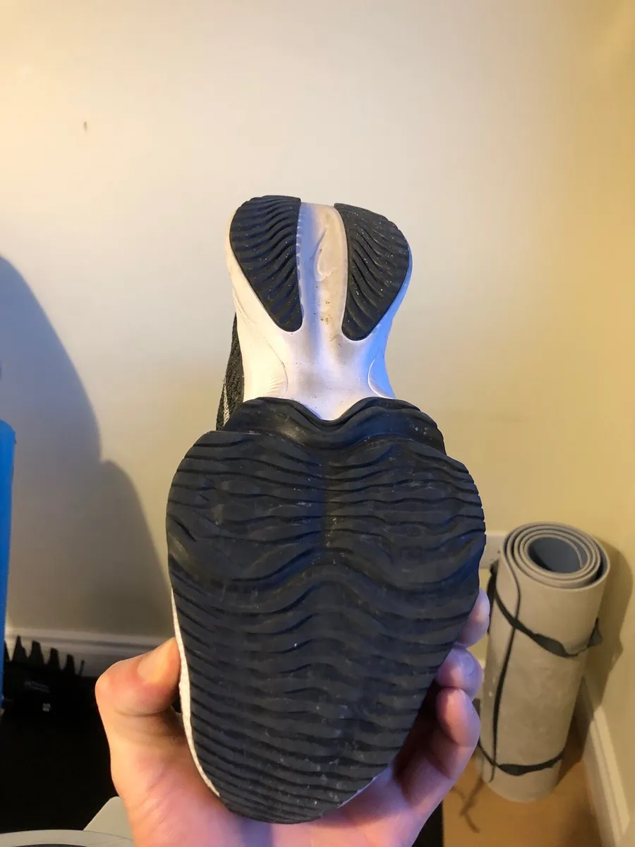 Running shoes - Image 3