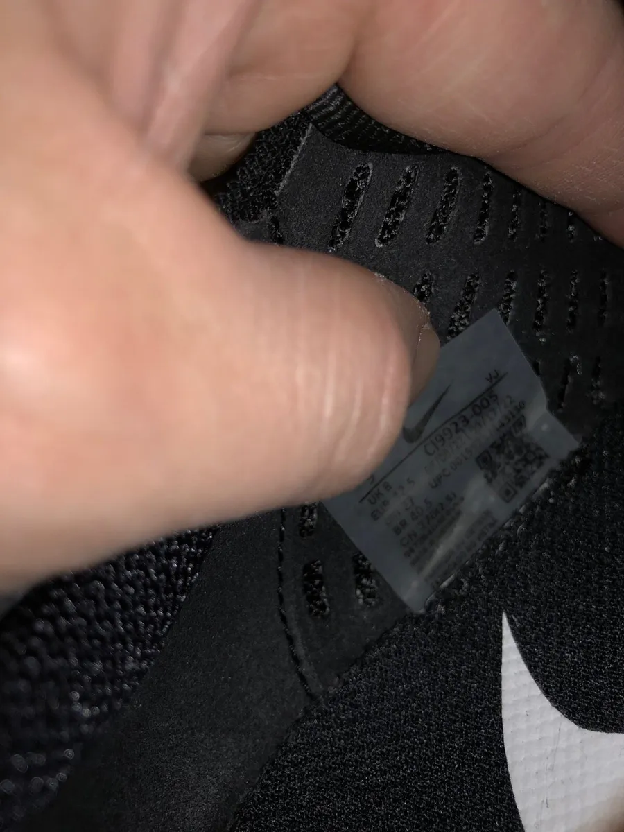 Running shoes - Image 4