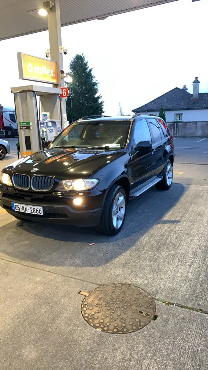 BMW x5 5 seater commercial - Image 3