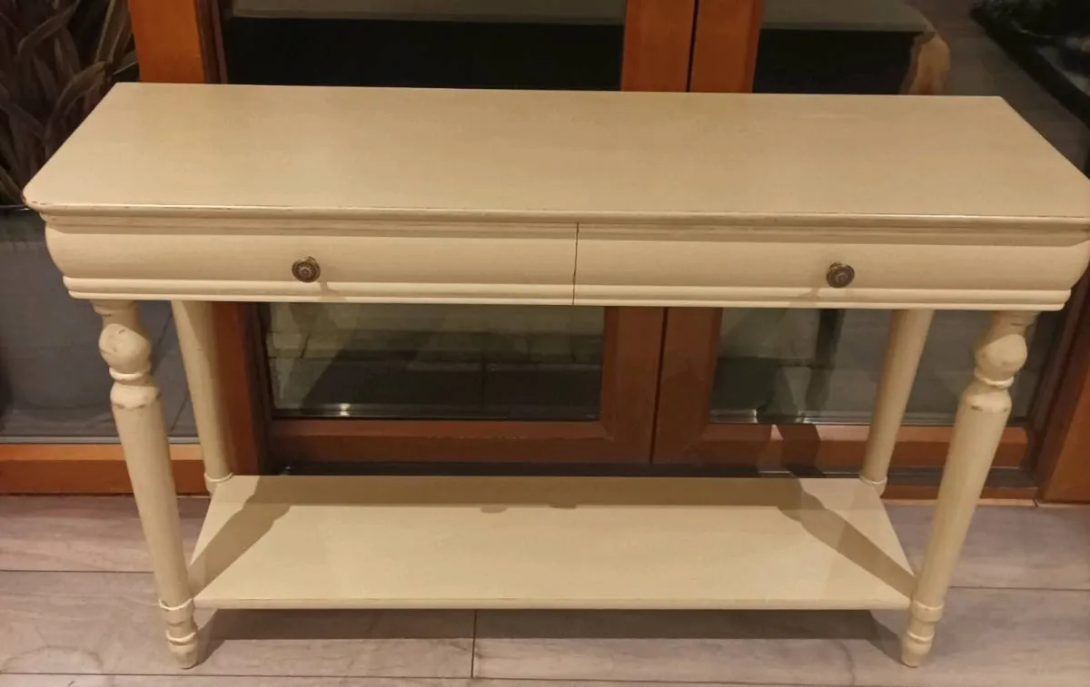 Console Table - Image 1