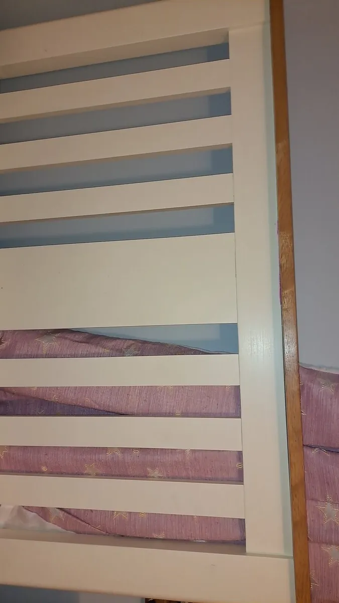 Single bed - Image 4