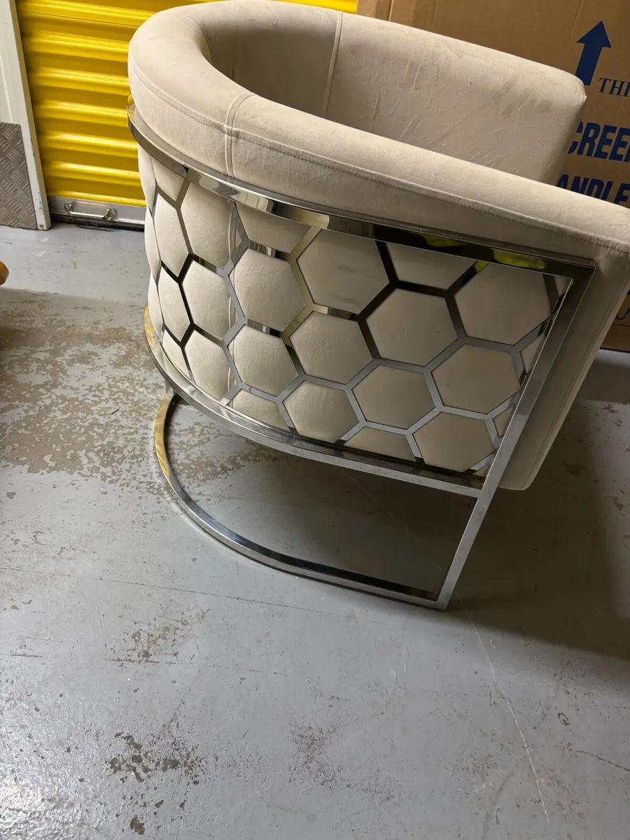 2 single armchairs - Image 2