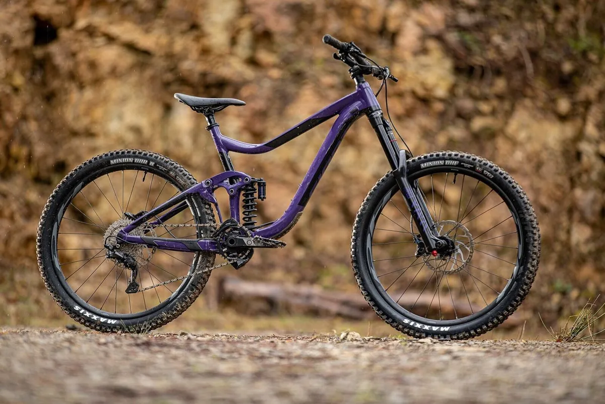 2022 Giant Reign SX 27.5 - Image 1