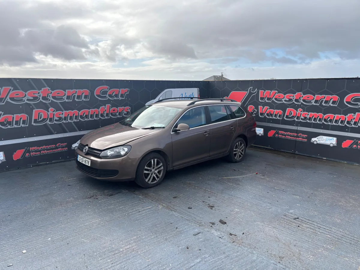 2012 Volkswagen Golf 1.6 tdi for dismantling