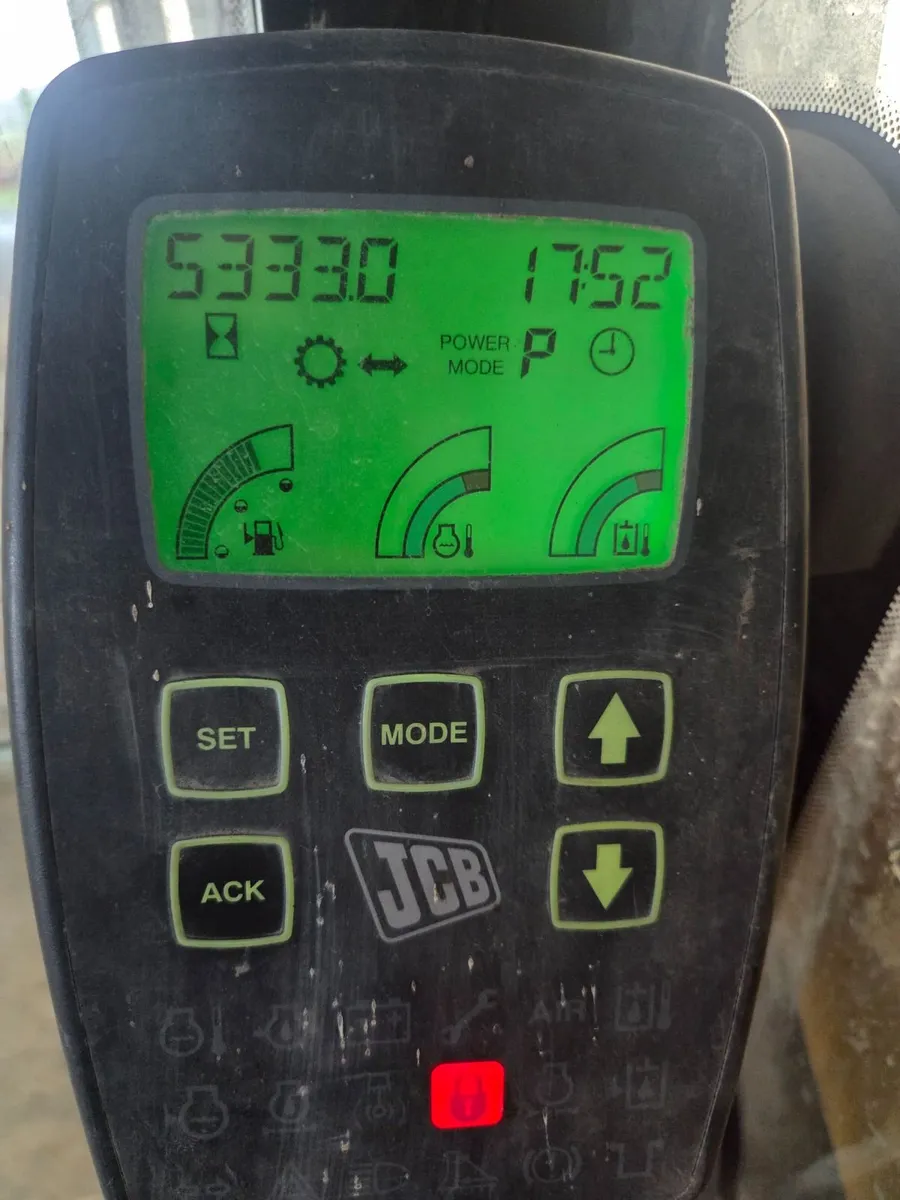 2006 JCB JS130 - Image 2