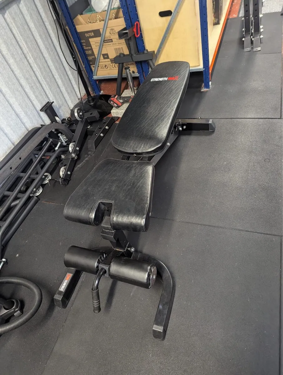Power Rack with accessories - Image 2