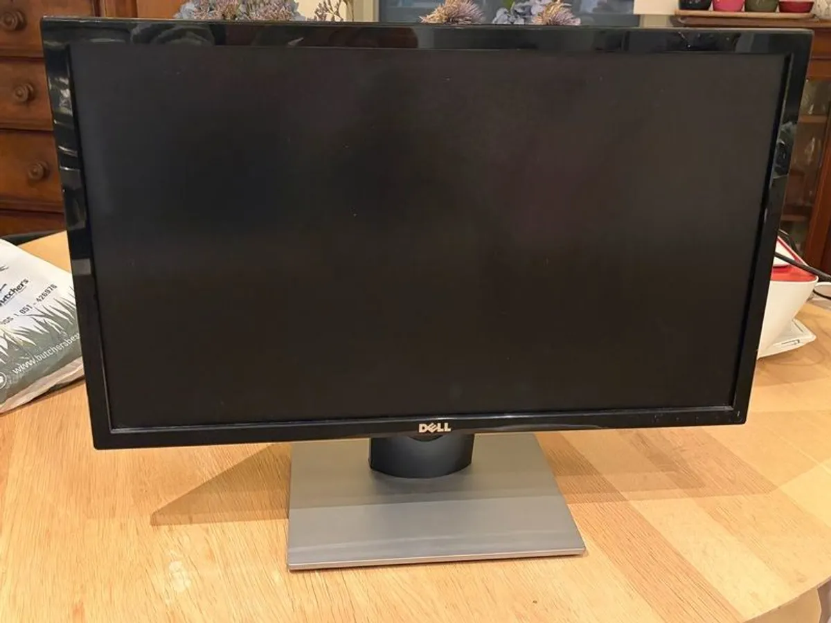Dell 24 inch monitor - Image 2