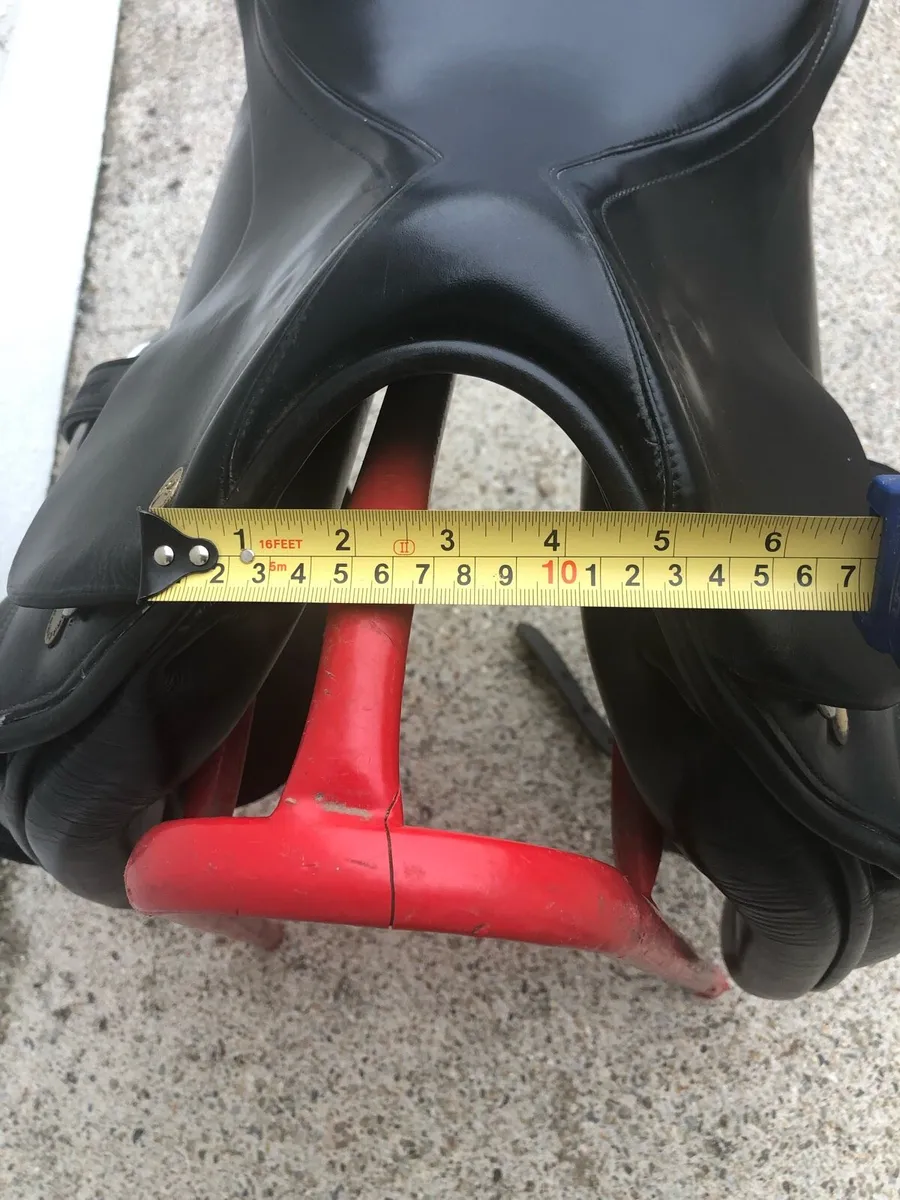 Prestige Dressage Saddle - Image 4