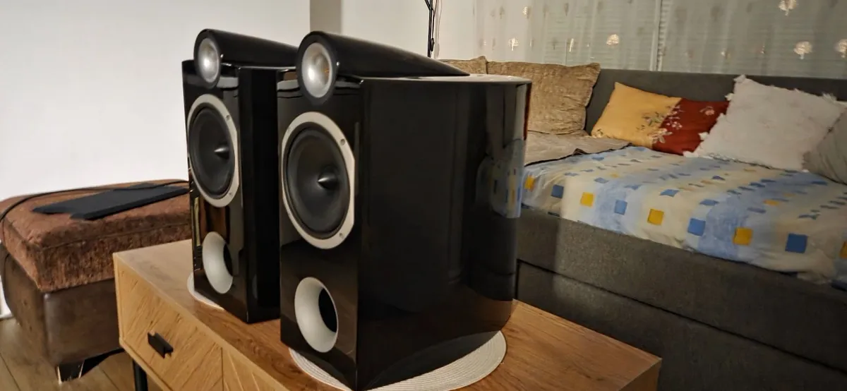 Triangle Theta Signature - Image 2