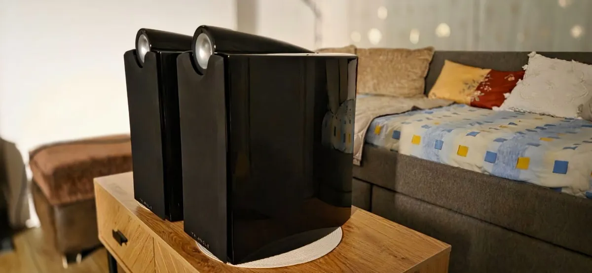 Triangle Theta Signature - Image 4