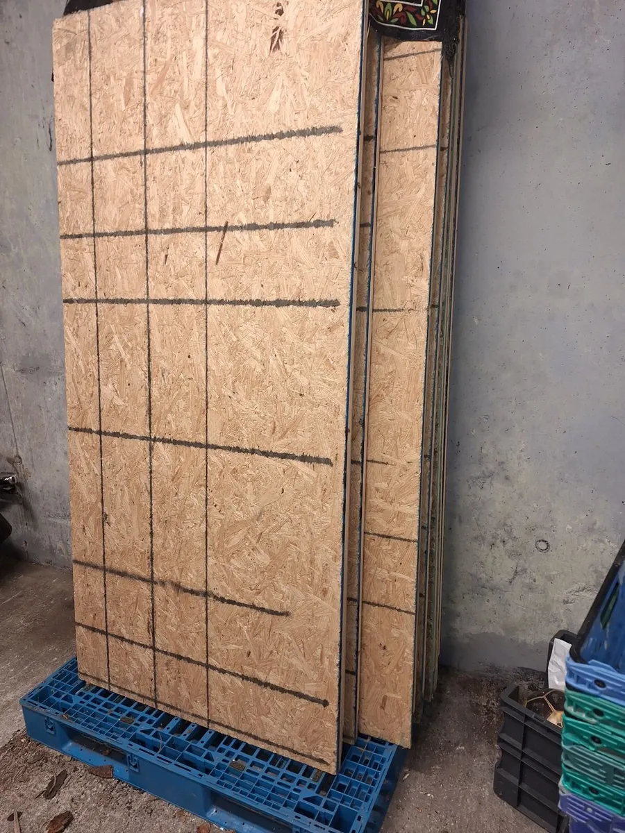 Plywood sheeting - Image 1