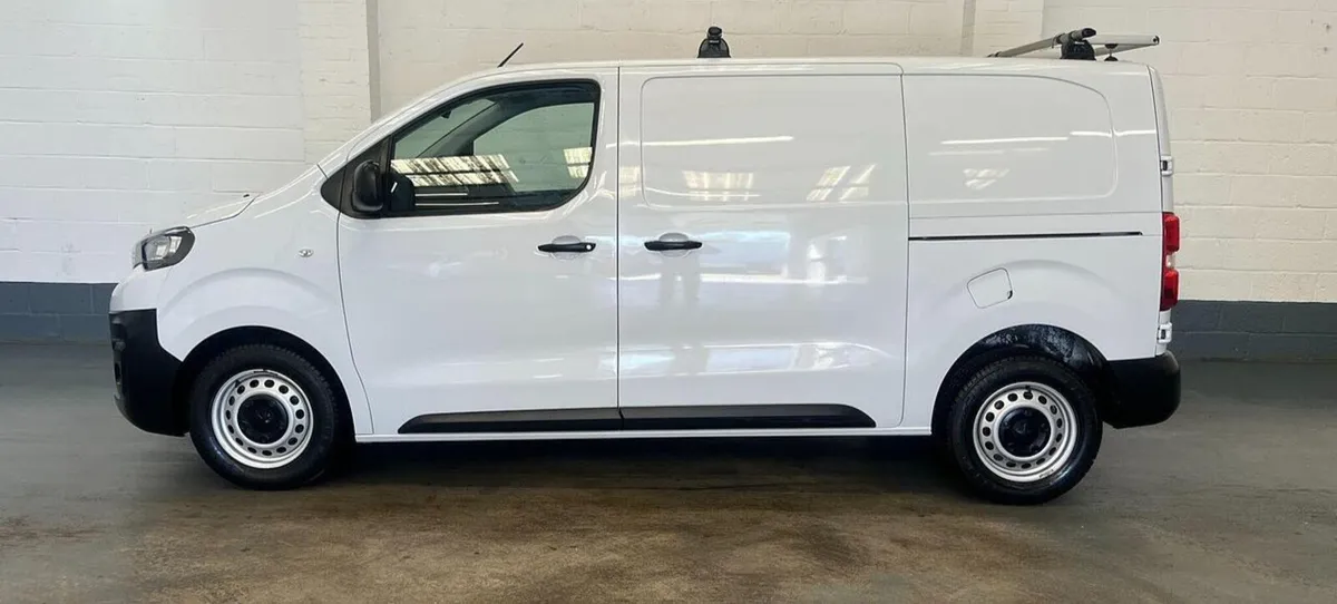 2024 Peugeot Expert Panel Van - Image 4