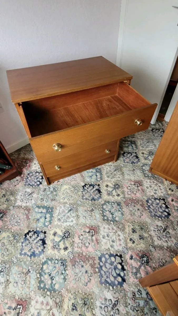 Mid century bedroom furniture - Image 4