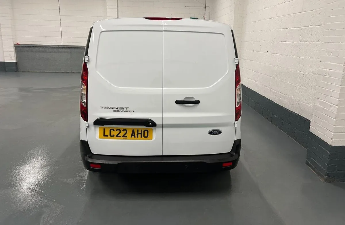2022 Ford Transit Connect Panel Van - Image 3