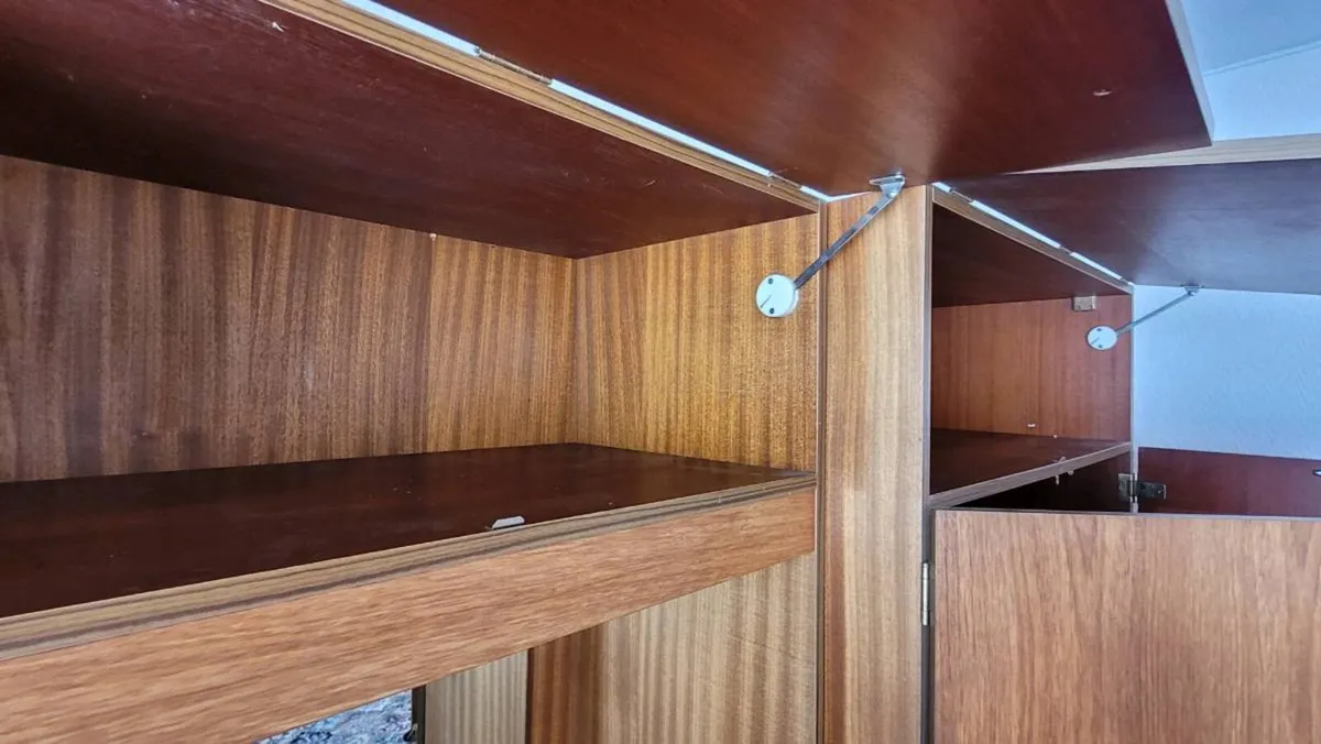 Mid century bedroom furniture - Image 3