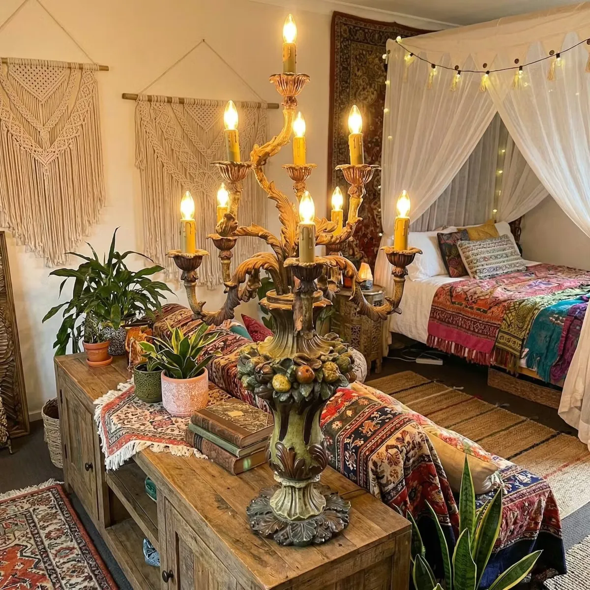 Fabulous resin lamp good quality