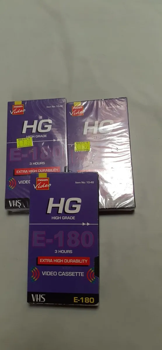 Video tapes-VHS cassettes - Image 3