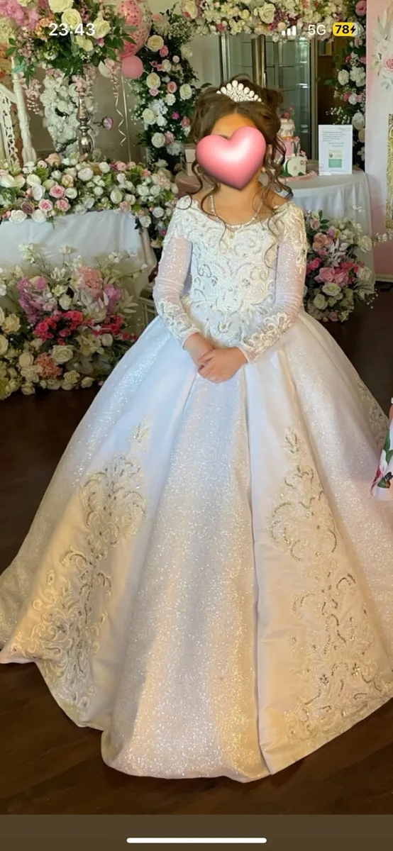 Communion dress - Image 3