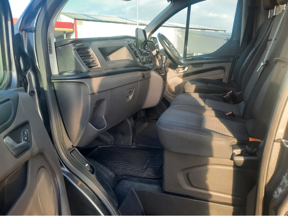 Ford Transit Custom V362 300L TREND 2.0 TDI 170 M6 - Image 4