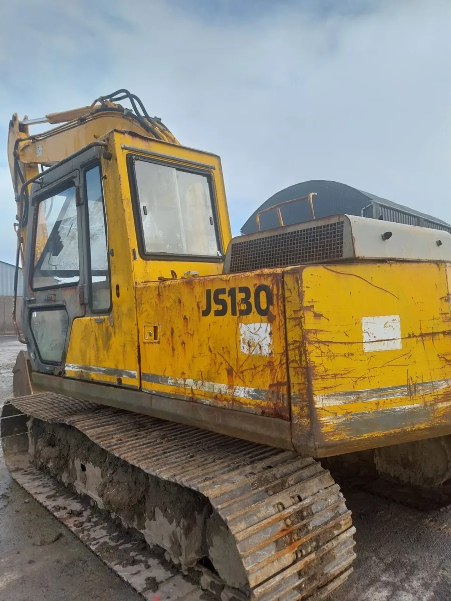 JCB JS130 Excavator - Image 3