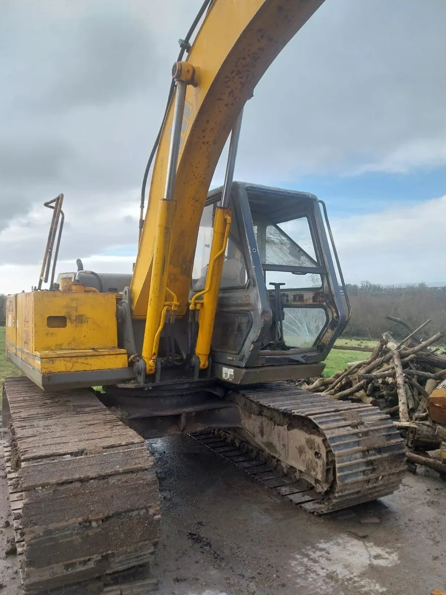 JCB JS130 Excavator - Image 1