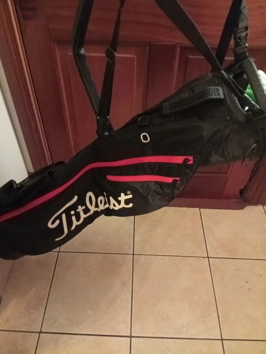 Titleist Pencil Bag / Double Strap Used 1 Round - Image 1