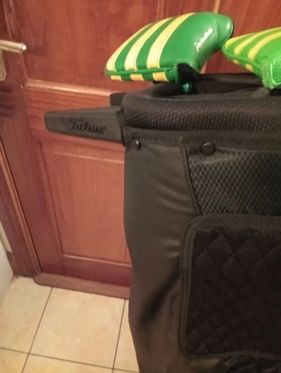 Titleist Pencil Bag / Double Strap Used 1 Round - Image 2