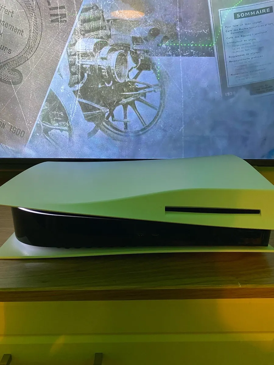 Play station 5 more tv - Image 4