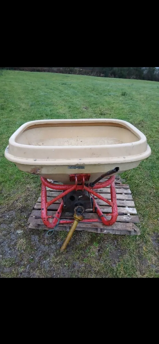 Vicon spreader - Image 1